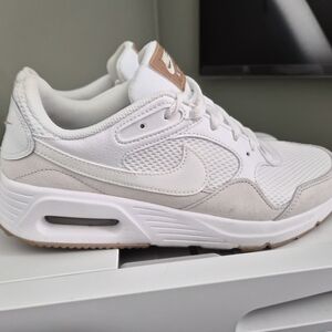 Nike Women's Air Max